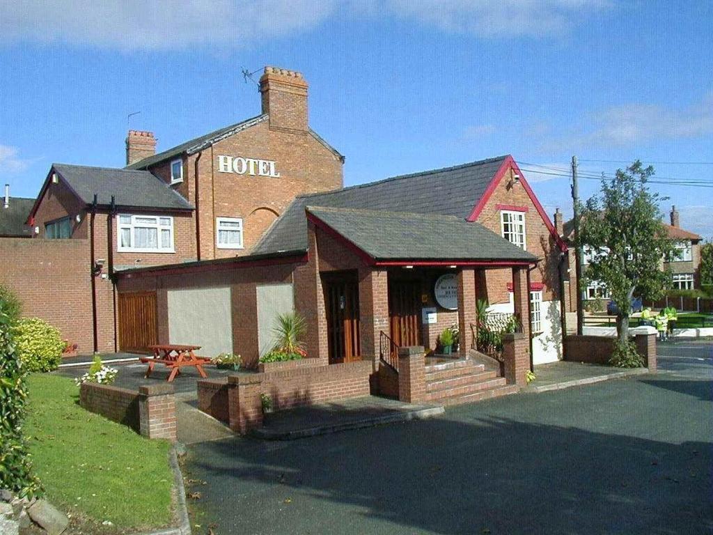The Dodington Lodge Hotel วิตเชิร์ช ภายนอก รูปภาพ